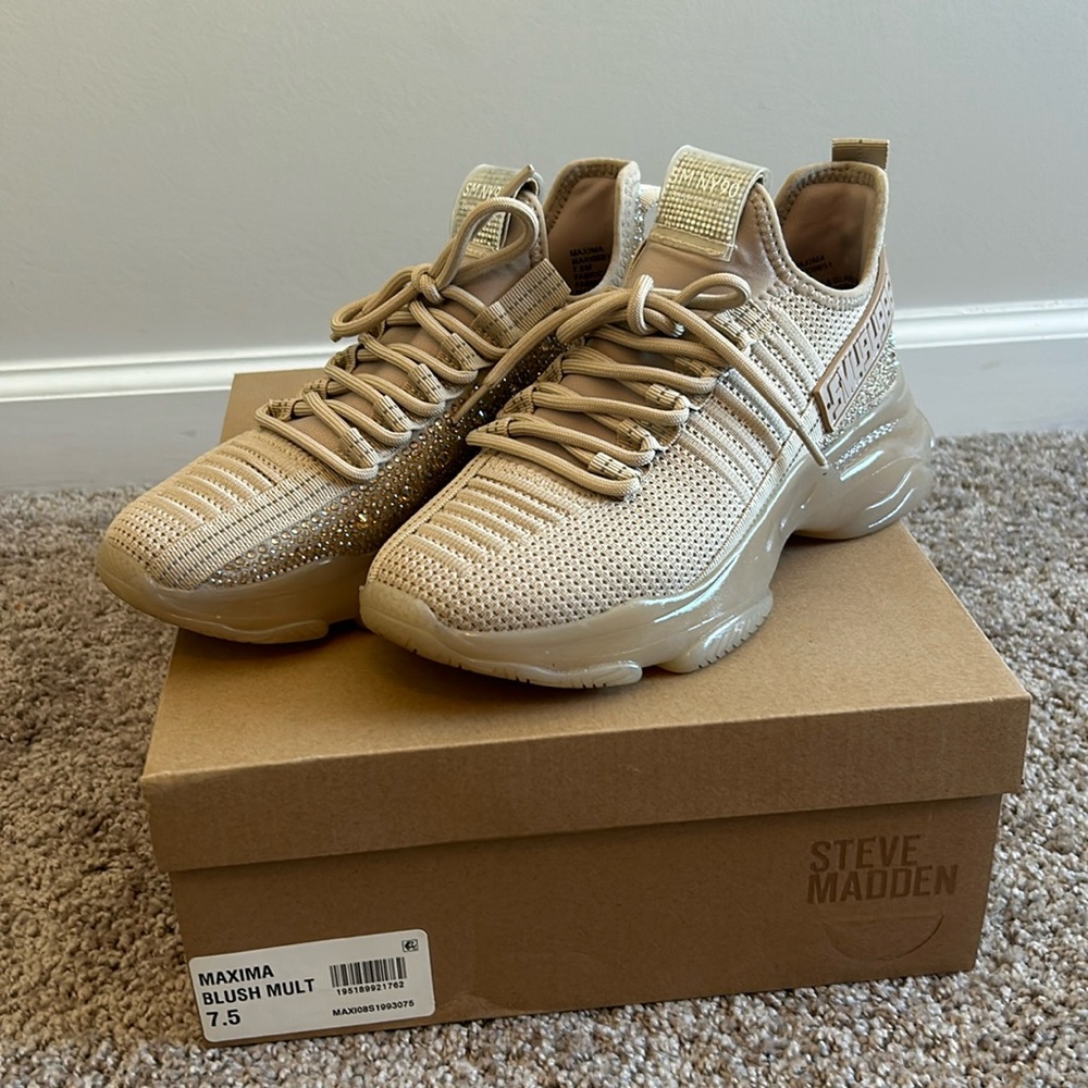 Steve Madden Maxima sneakers